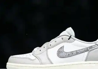 Hyperoad Low JORDAN AIR 1 0516